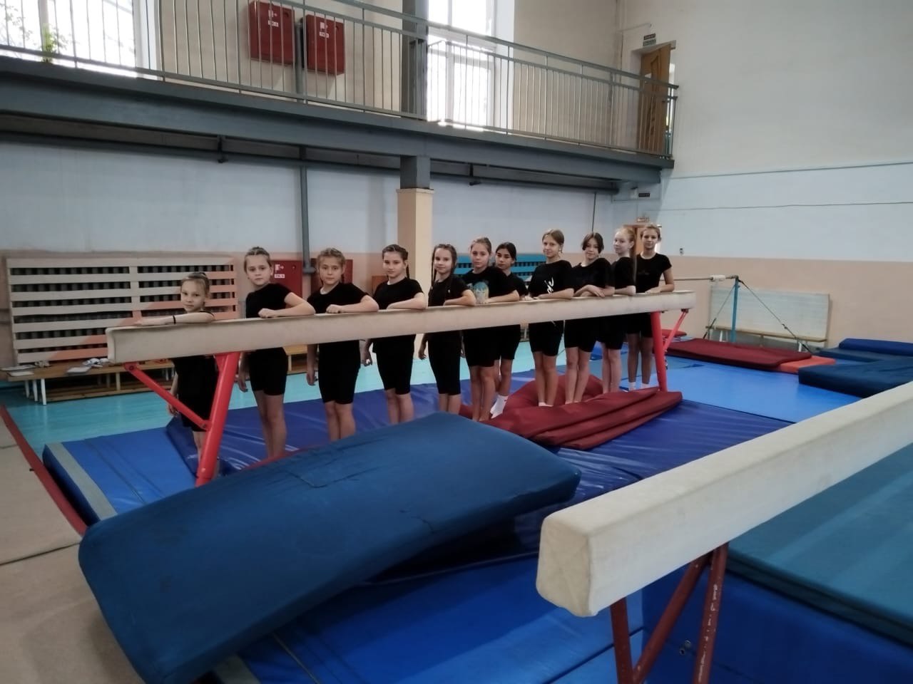 photo1702254675 1